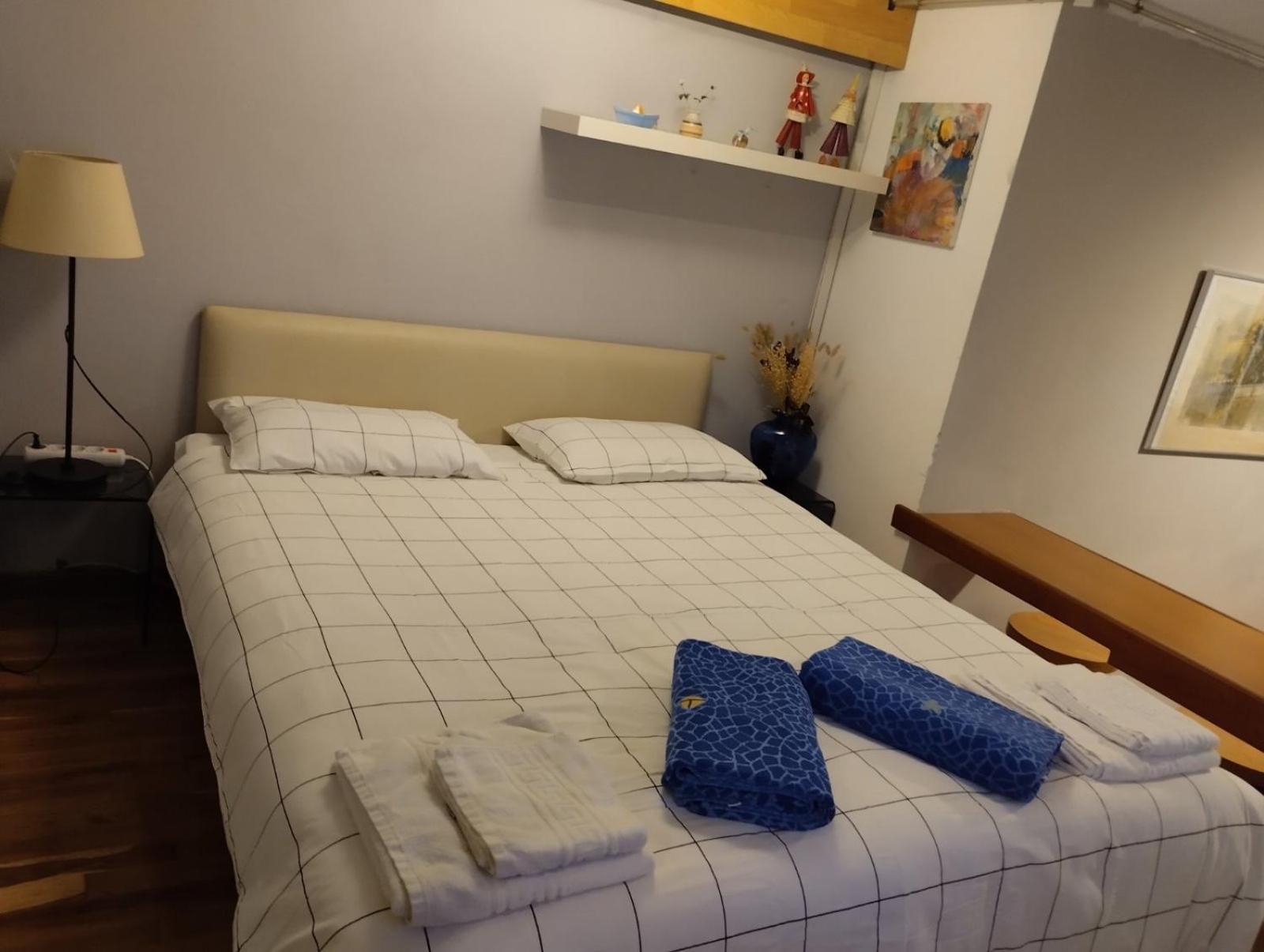 Studio47 Apartment Athena Bagian luar foto